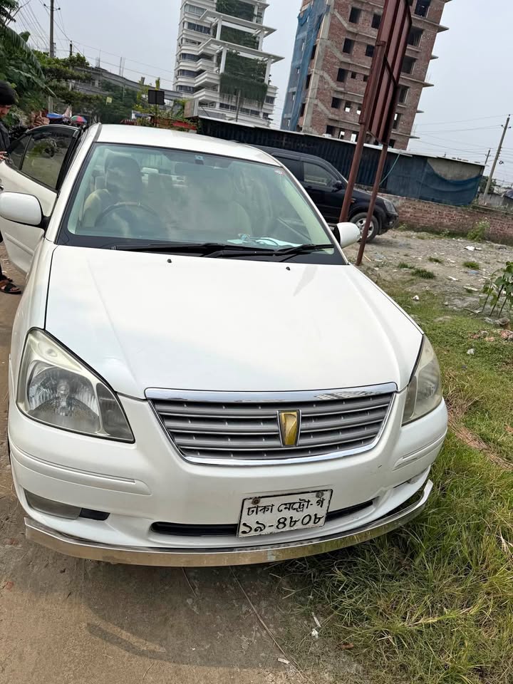 2004 Toyota Premio
