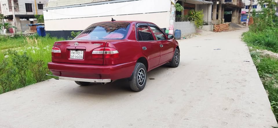 Toyota Corolla 111 Crystal